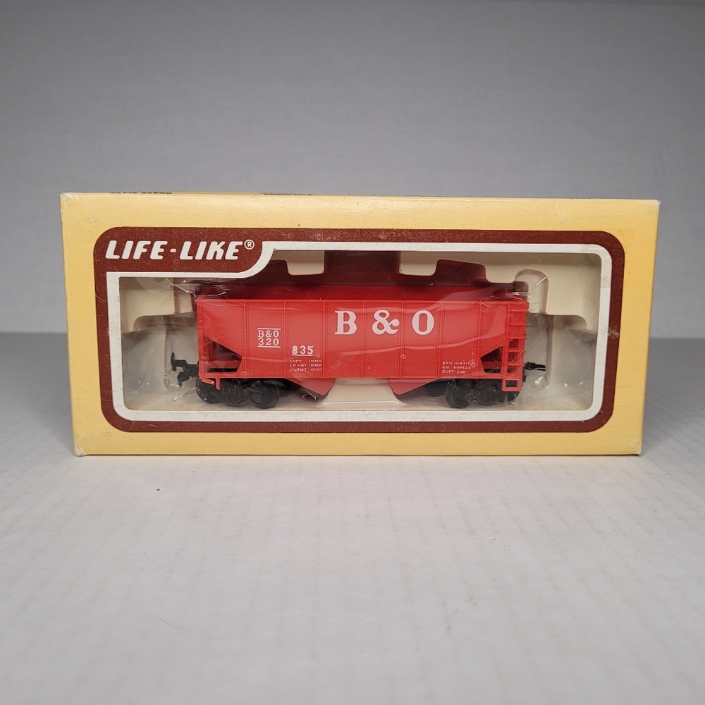 Vintage Life-Like HO Scale B&O Hopper Car #8575